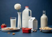 Kenali Perbedaan Low Fat Milk dan Skim Milk, Mana yang Lebih Bagus untuk Diet?