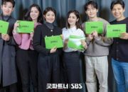 Pancarkan Chemistry Kuat, Drama Baru Jang Na Ra dan Nam Ji Hyun ‘Good Partner’ Rilis Proses Pembacaan Naskah