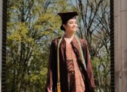 5 Inspirasi Kebaya Wisuda yang Simple dan Elegan